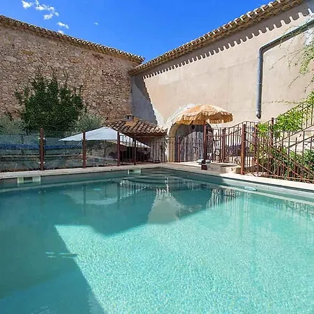 Sleeps 24 Puimisson