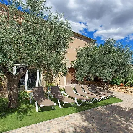 Sleeps 24 Puimisson