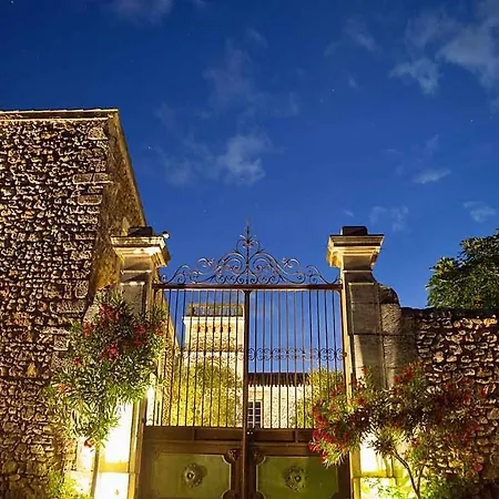Sleeps 24 * Puimisson