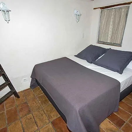 Sleeps 24 *